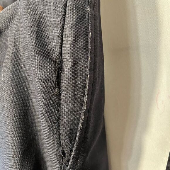 Brooks Brothers Wool Black Pinstripe 2 Button Sport Coat Blazer - Picture 14 of 16